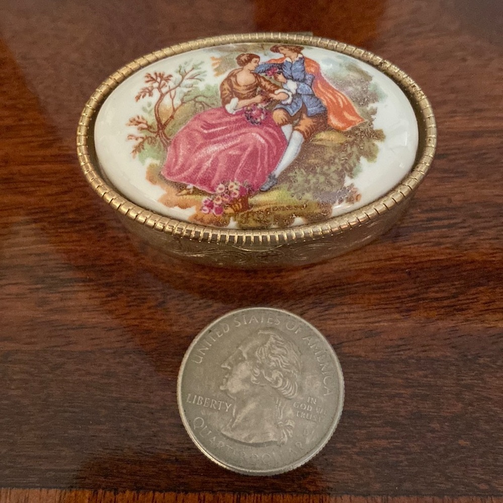 Victorian Pill Box